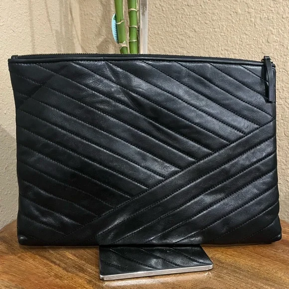 TORY BURCH BLACK KIRA CHEVRON POUCH